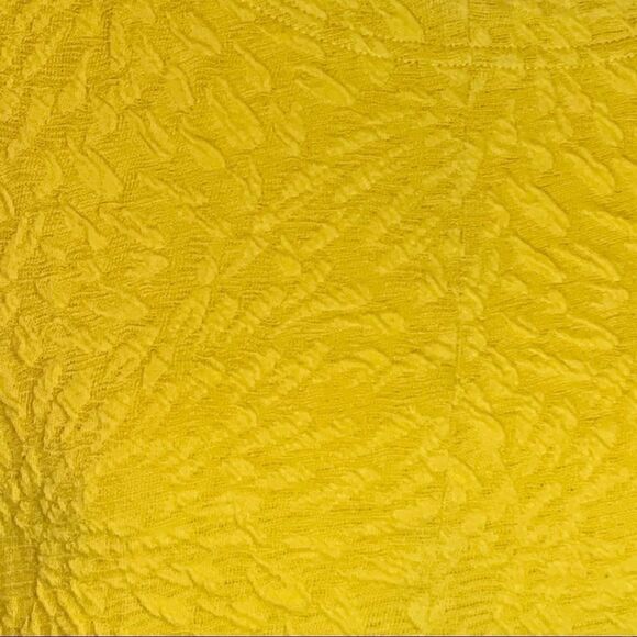 Anthropologie Seamed + Textured yellow tank - Picture 7 of 10